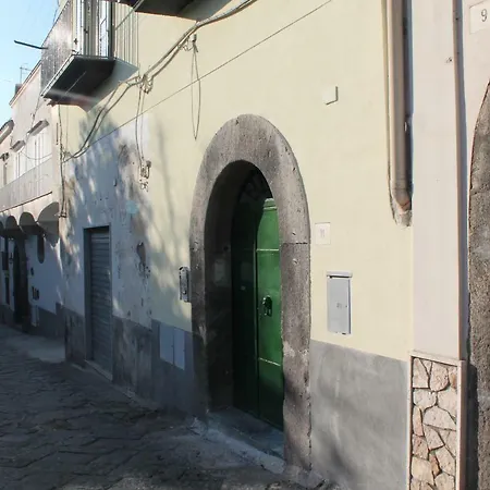 アパート Lady Cristina メタ